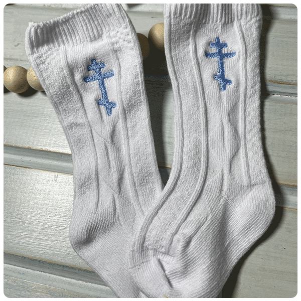 Nyla Kelley Designs Monogrammed Cable-knit Baby Baptism Socks