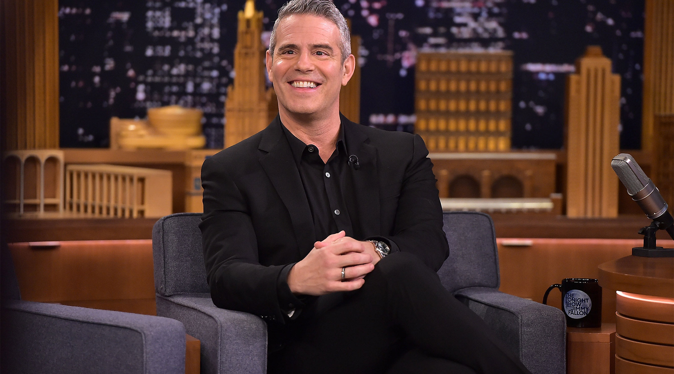 andy cohen announces he will be having a baby via surrogacy