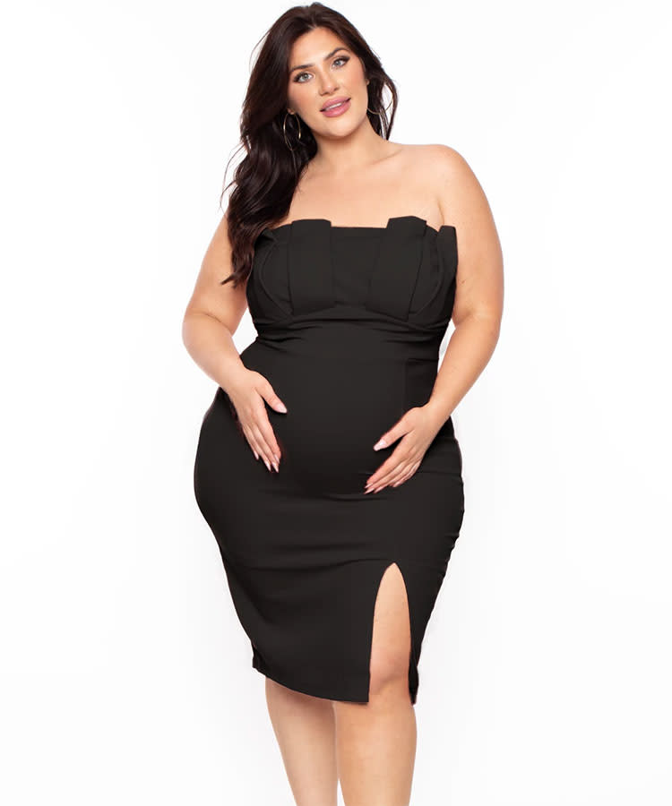 14 Sexy Maternity Dresses for Your Next Night Out