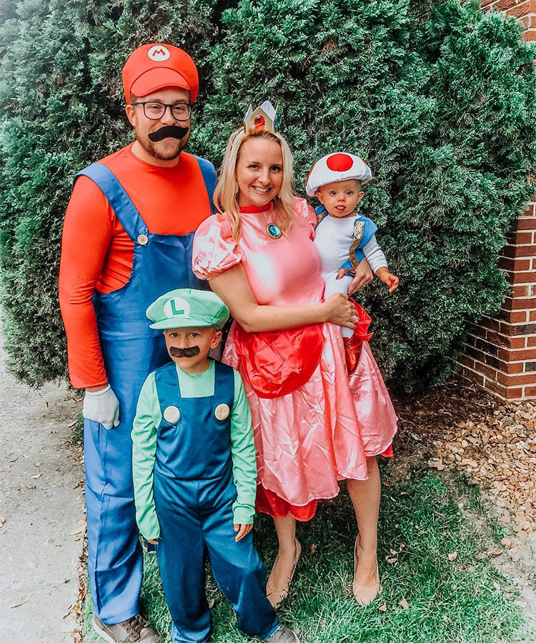 costumes for mom and baby boy
