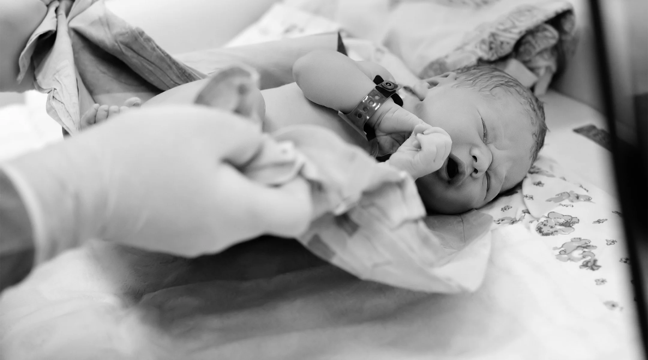 A Microbe Wipe Could Bridge The Gap Between Vaginal And C-Section Deliveries—But Is It Safe?