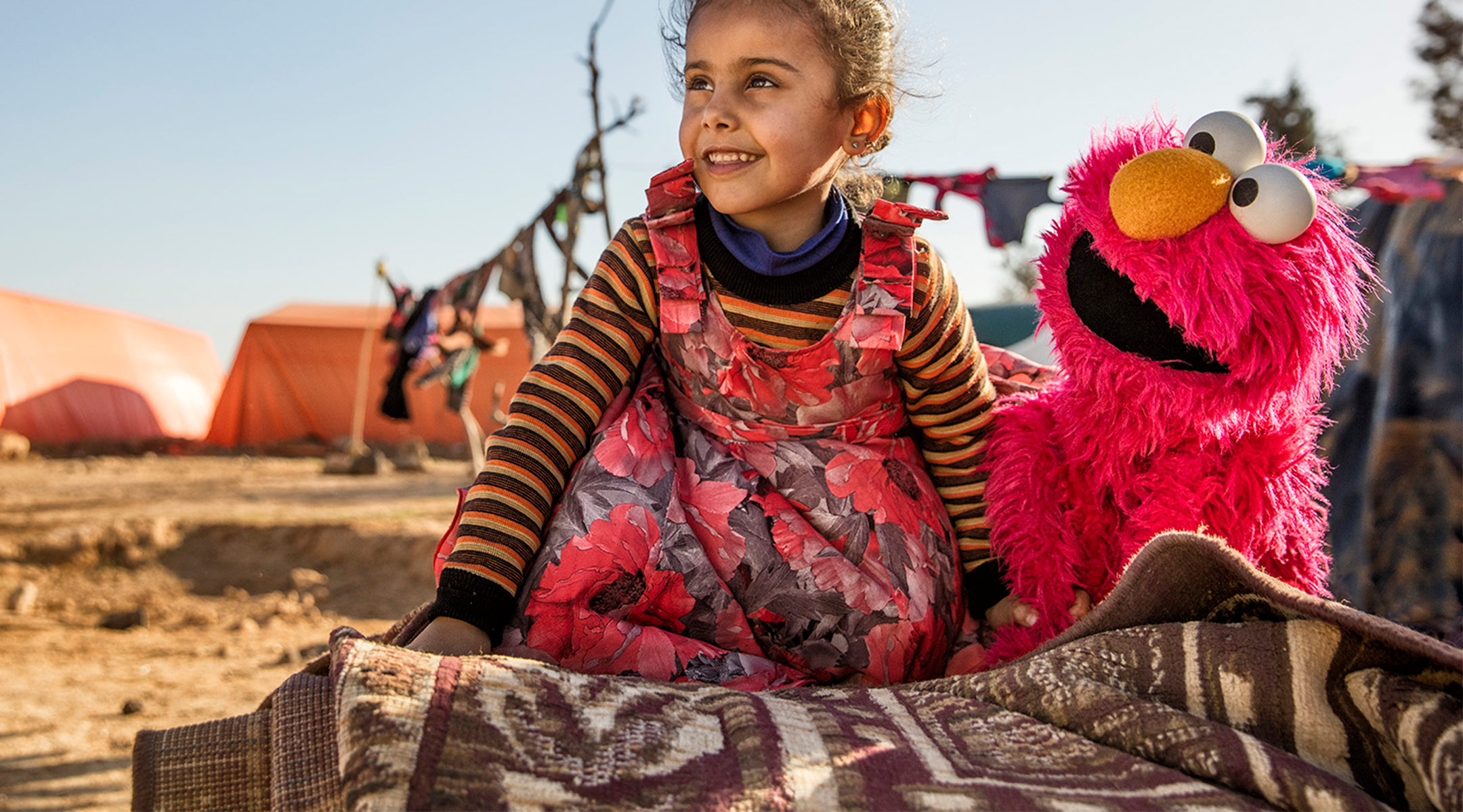 sesame street launches arabic language episodes aimed at refugee children 