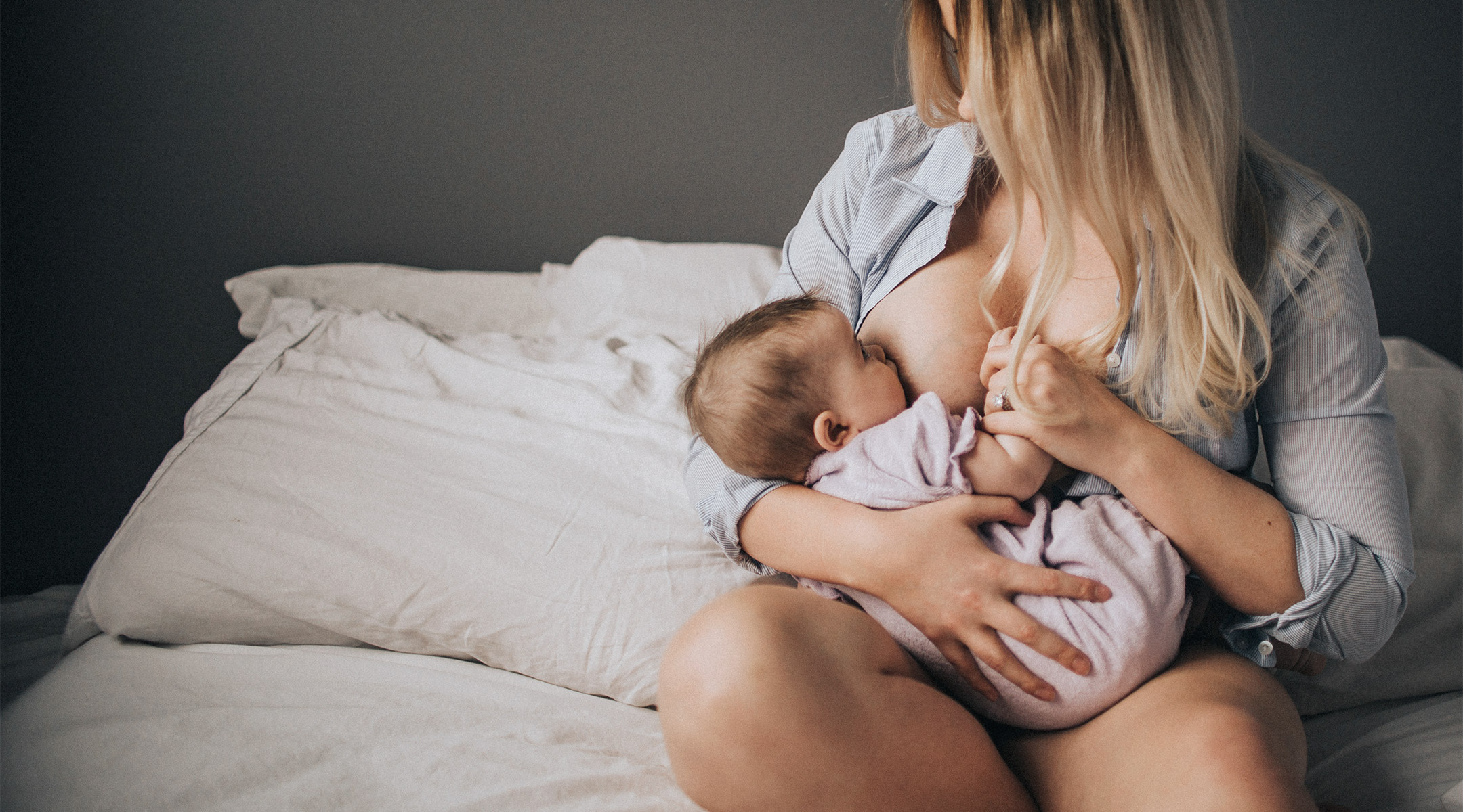 study shows that breastfeeding could determine whether baby is left or right handed