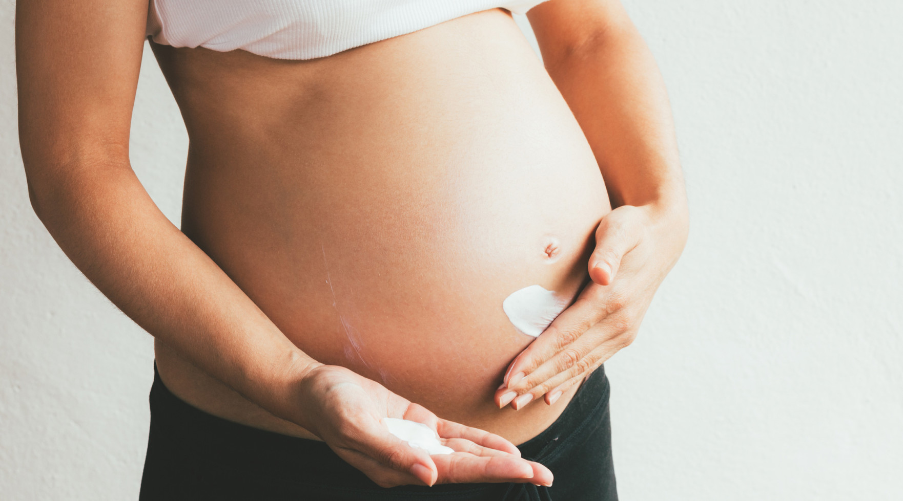 Top 6 Annoying Pregnancy Skin Issues (and How to Deal)