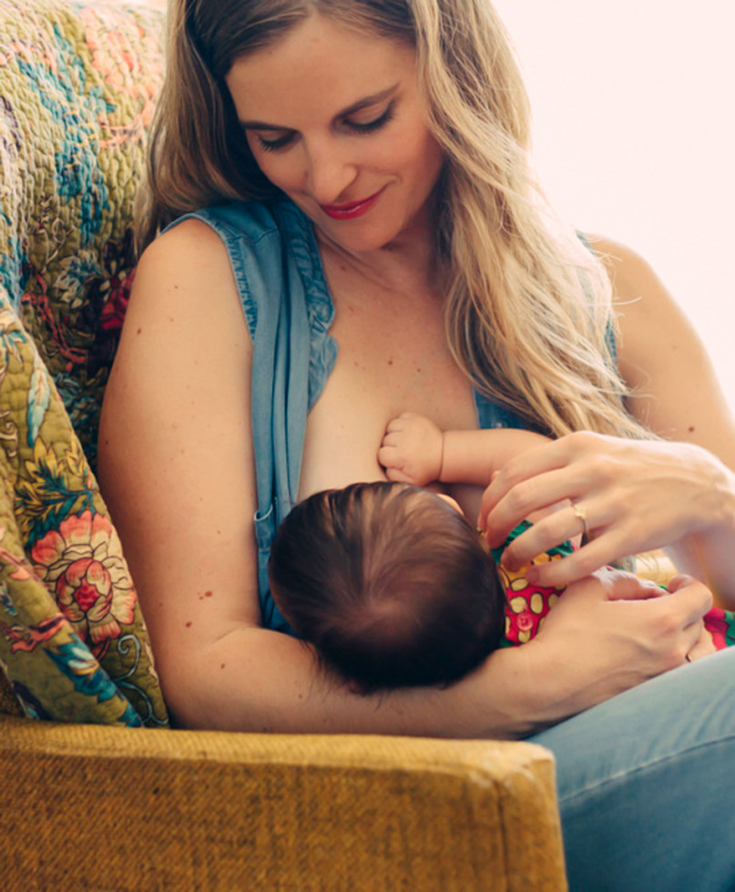 Breastfeeding Must Have's – Getting Chic Done