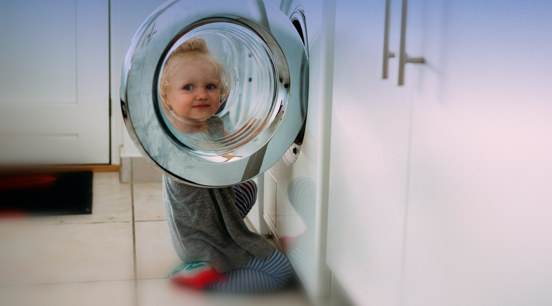 small child became trapped in washing machine