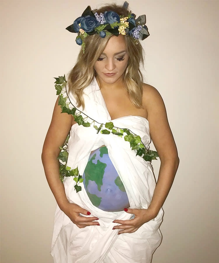 37 Best Maternity Halloween Costumes