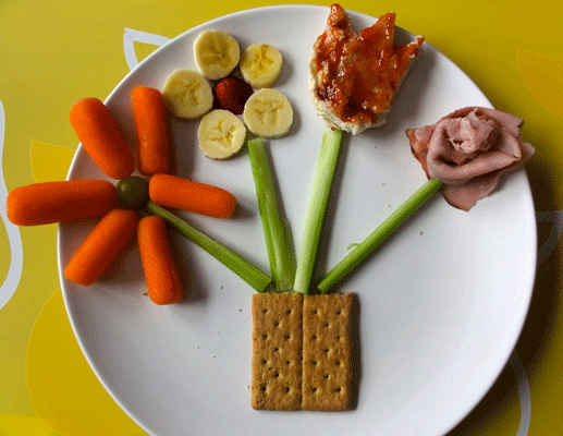 A spin meal plate for kids is going viral as a solution for picky eaters