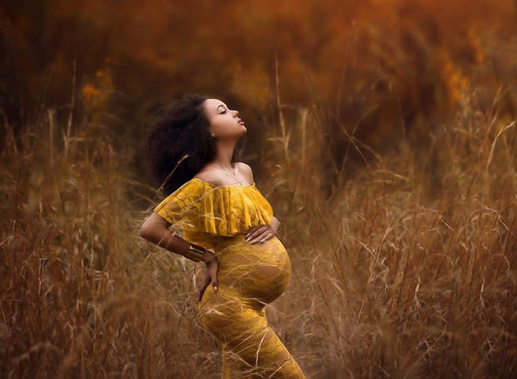 Maternity photo shoot ideas outdoors