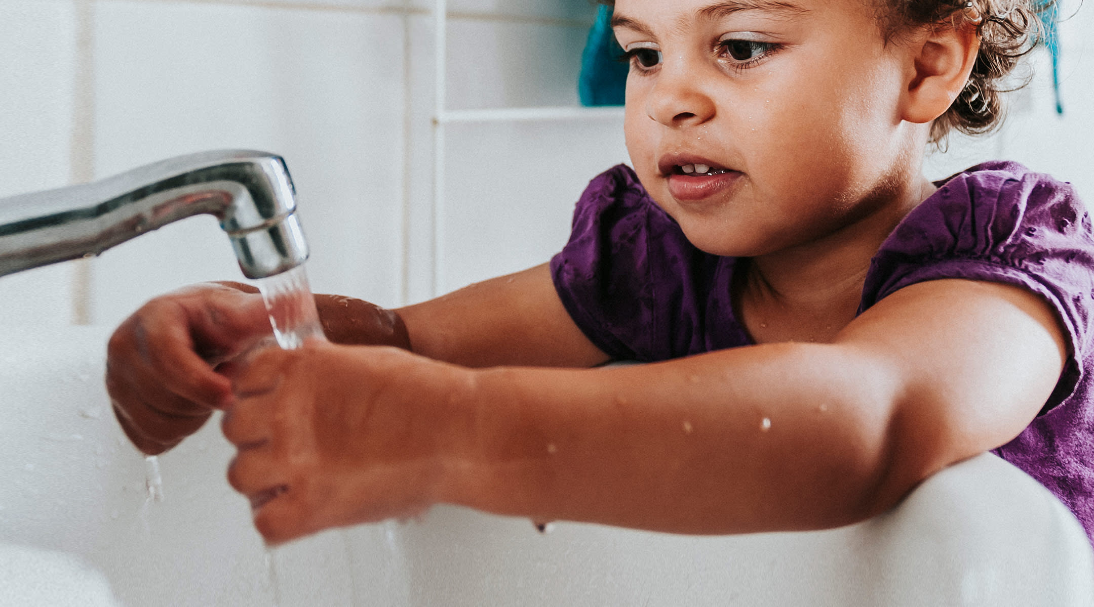 Teacher’s Science Project Grossly Shows Importance of Washing Hands Teacher’s Science Project Grossly Shows Importance of Washing Hands
