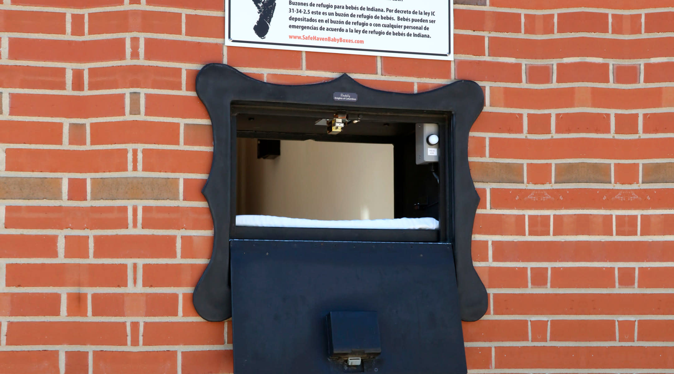 Indiana Safe Haven Baby Box Rescues Unwanted Newborn