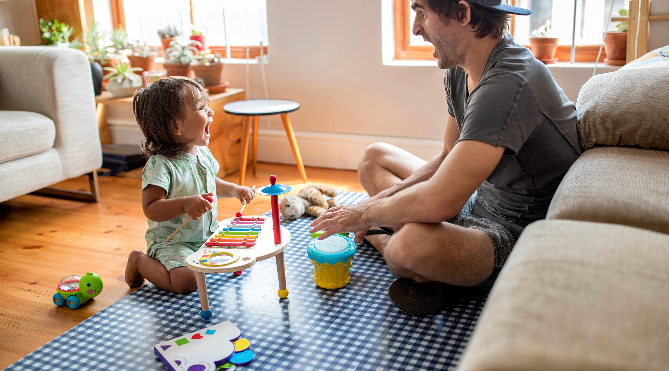 toys that play music for toddlers