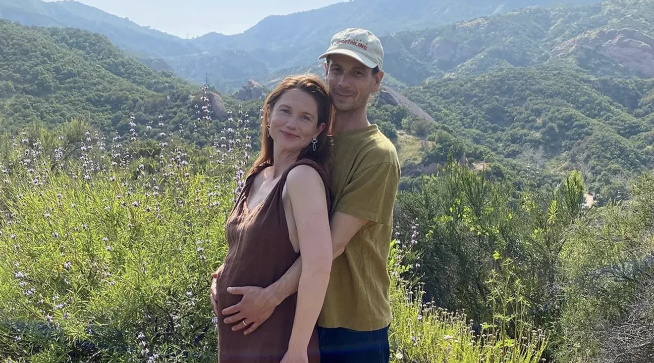 harry potter star bonnie wright is pregnant with first baby