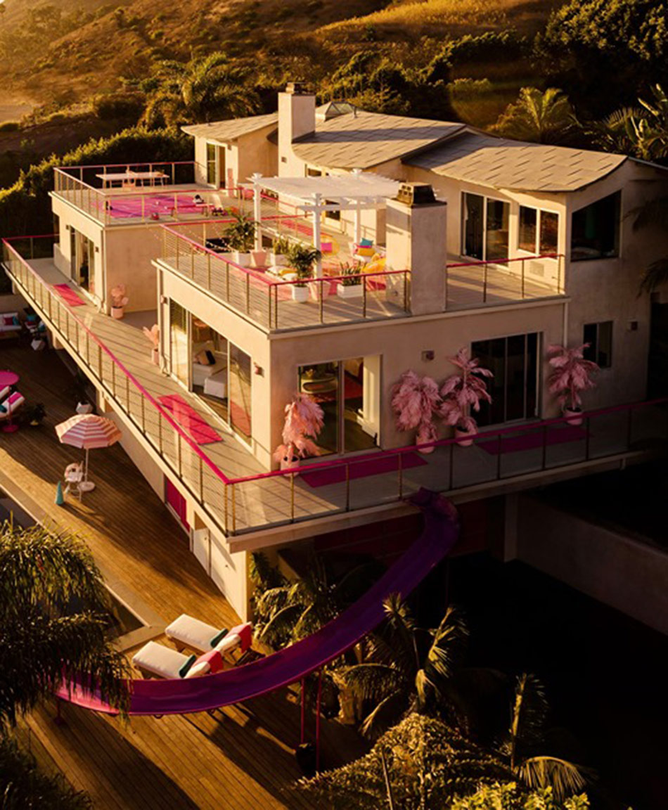 Barbie store Malibu house