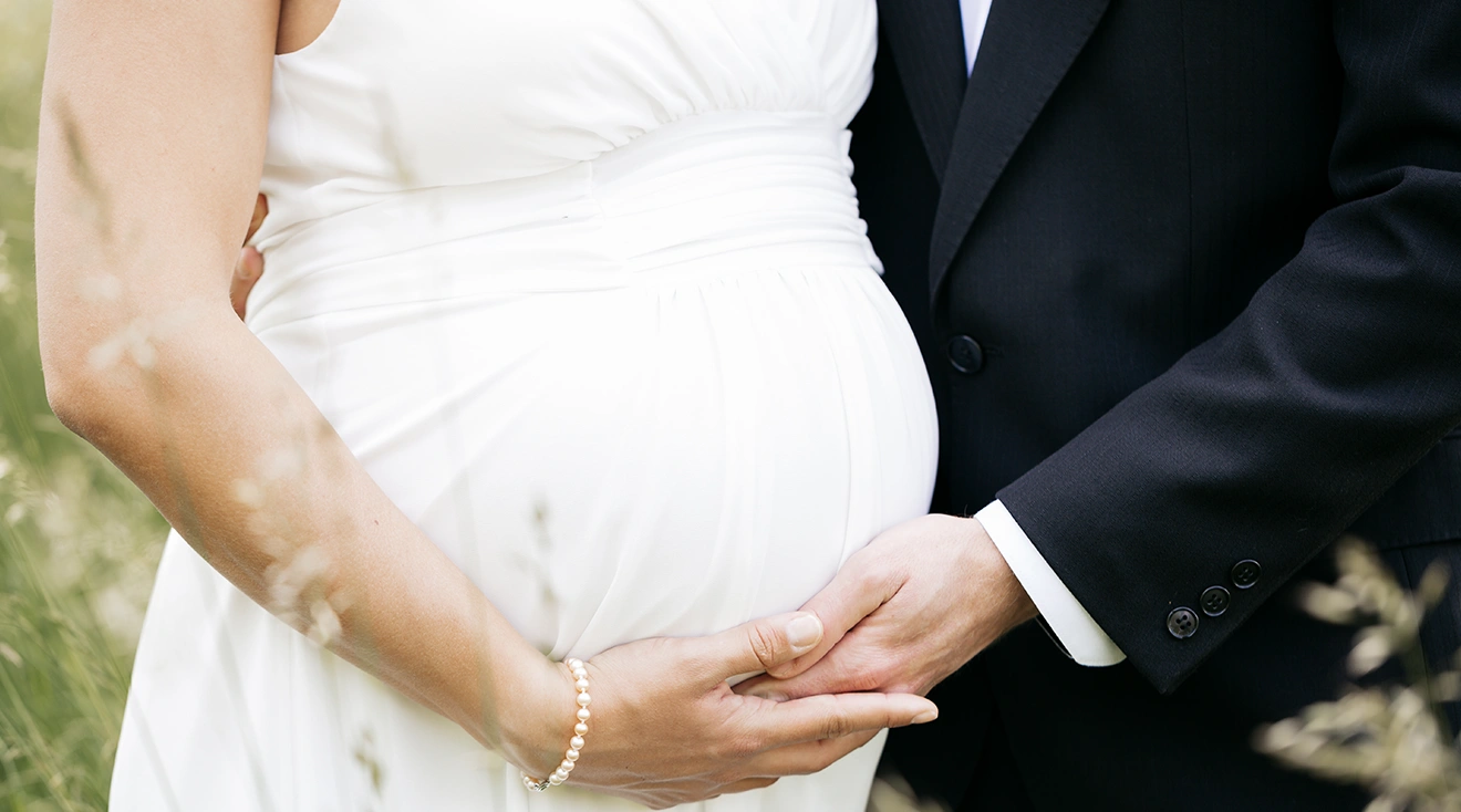 25 Maternity Wedding Dresses That Are Simply Stunning image