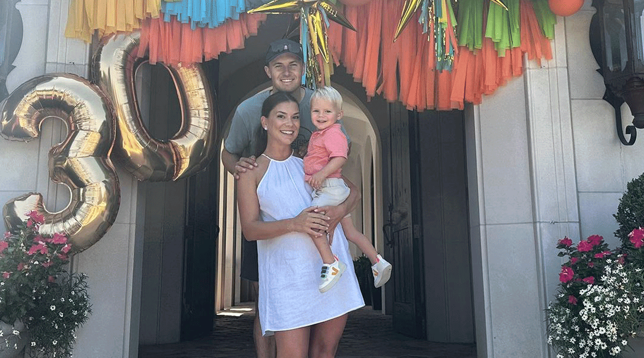 jordan and annie spieth with their son