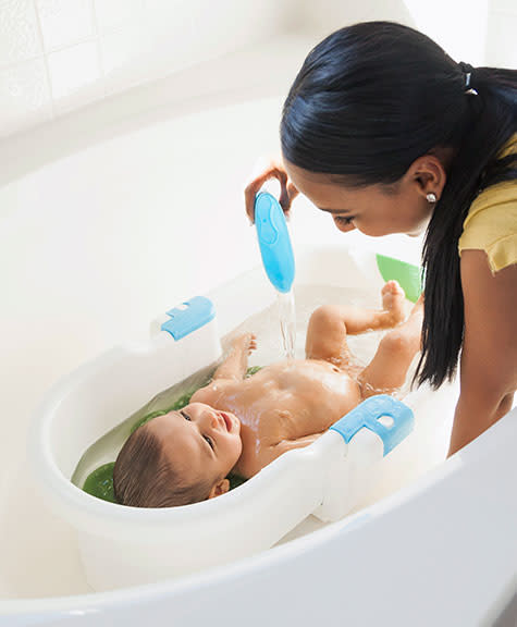 Baby S First Bath How To Bathe A Newborn