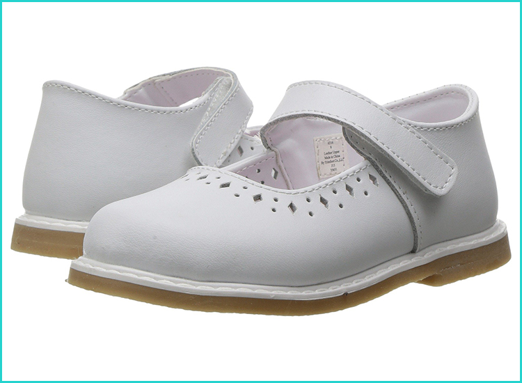baby girl first walking shoes clarks