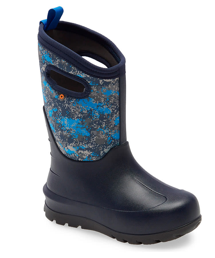 17 Best Toddler Snow Boots (That Moms Will Love Too)