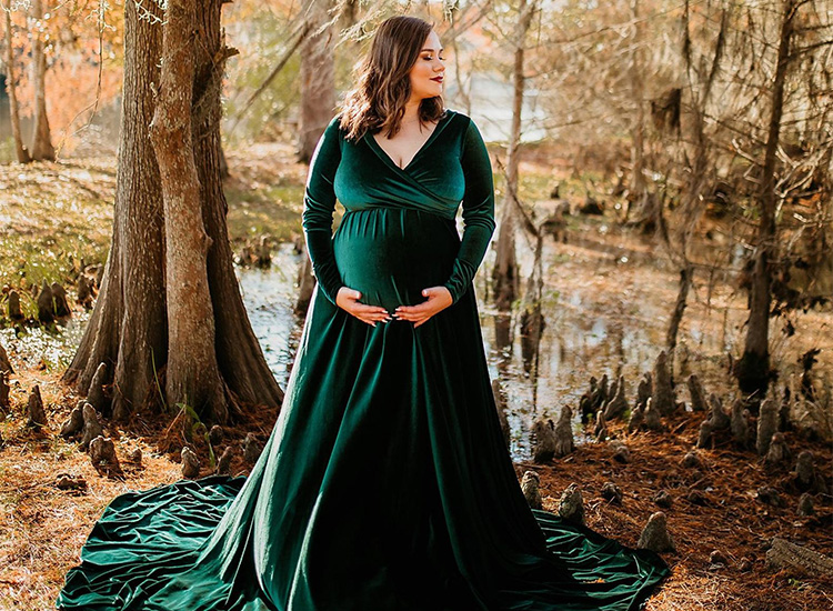 emerald green dress maternity