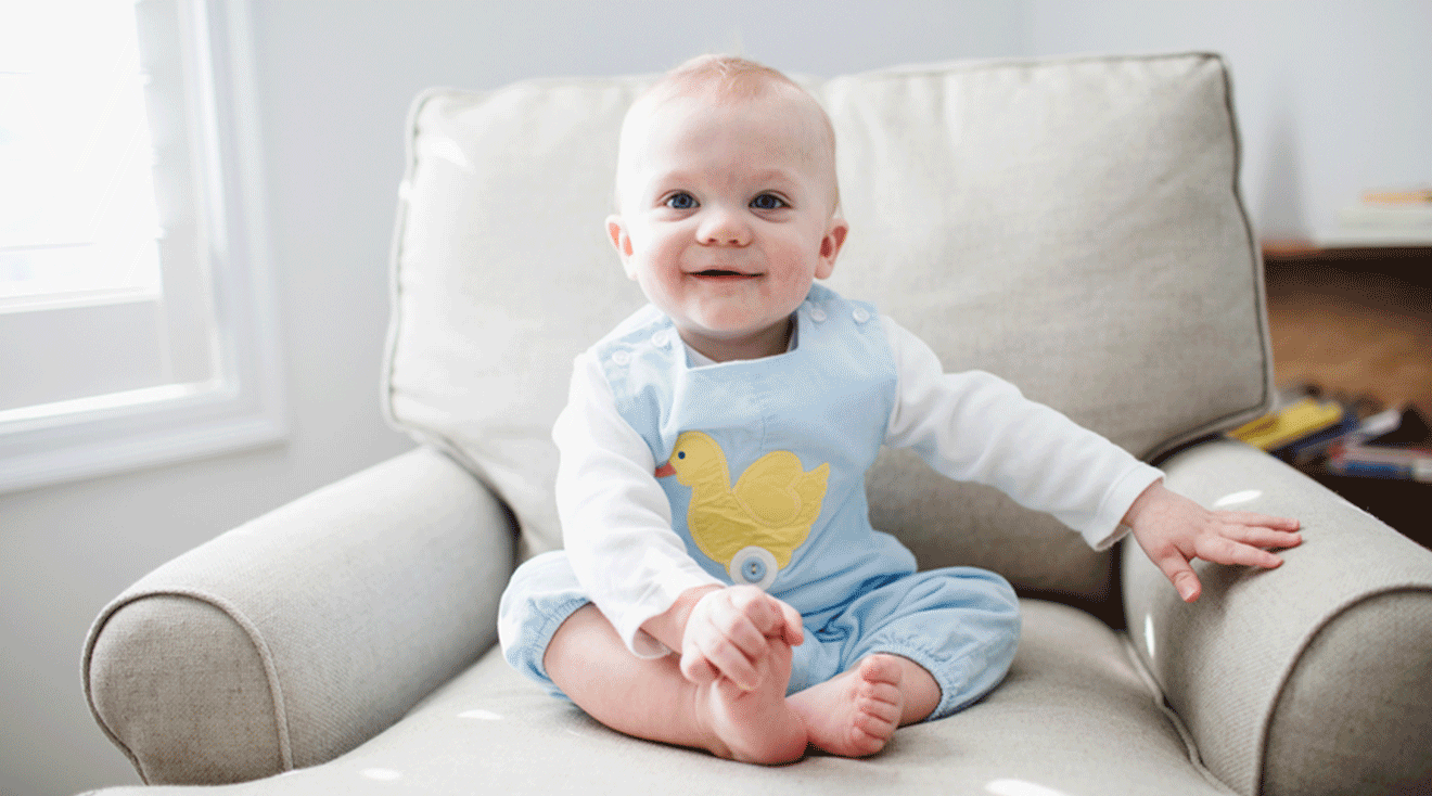 37-week-old-baby-milestones-development-what-to-know