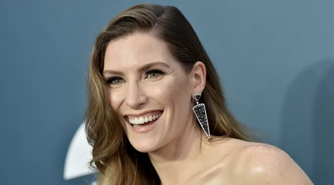 Sarah Levy attends the 26th Annual Screen Actors Guild Awards at The Shrine Auditorium on January 19, 2020 in Los Angeles, California