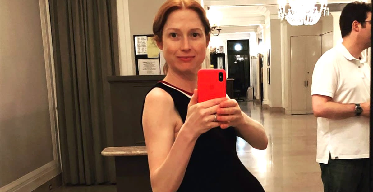 Actress Ellie Kemper Jokes She's '102 Weeks Pregnant' in Bump Photo Actress Ellie Kemper Jokes She's '102 Weeks Pregnant' in Bump Photo