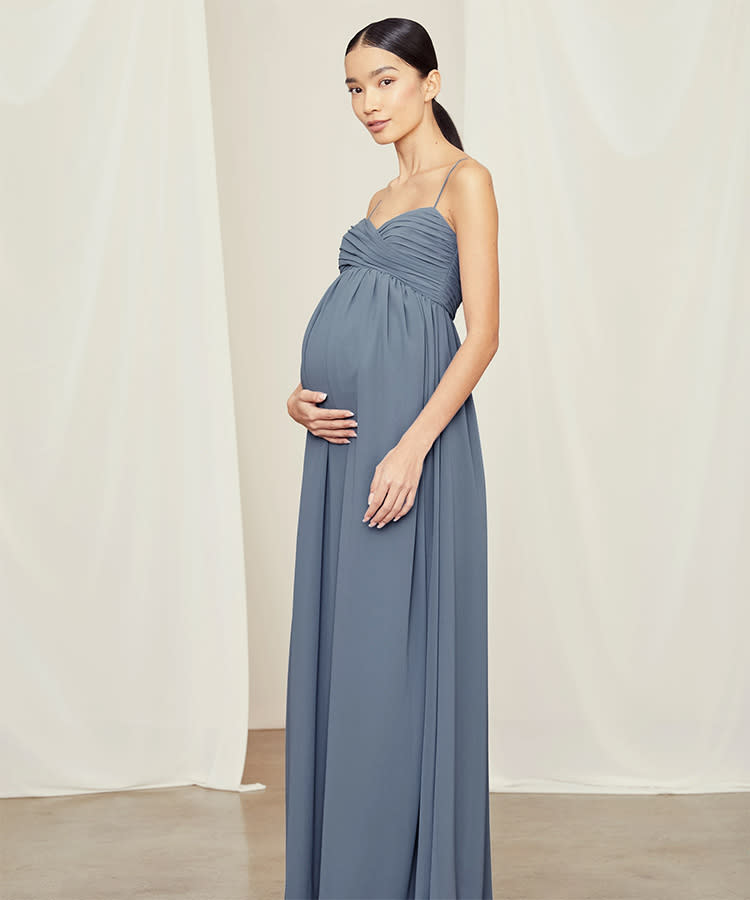 32 Maternity Bridesmaid Dresses That Are on Trend in 2021