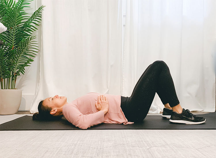 5 yoga poses for core strengthening after CSection delivery  HealthShots