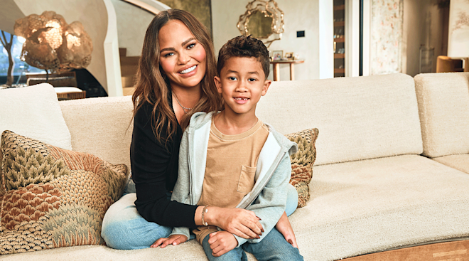 Chrissy Teigen and son type 1 diabetes