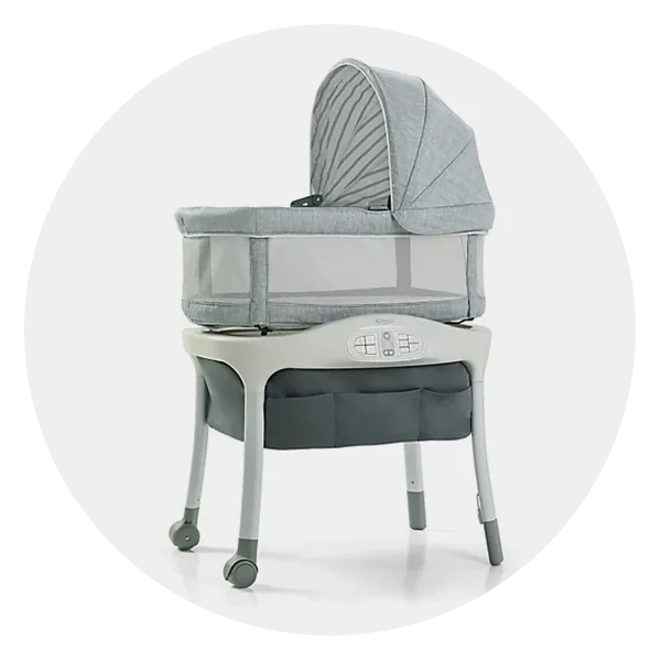 Bassinet that clearance moves