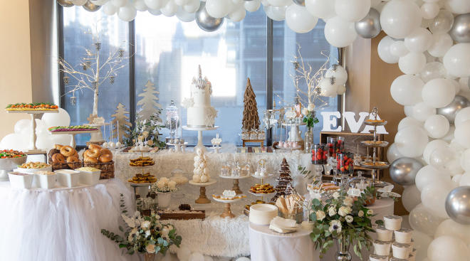 Amazing winter wonderland table setting 20 Creative Ideas For A Winter Wonderland Baby Shower