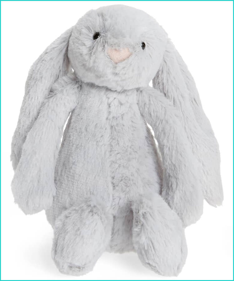 https://images.ctfassets.net/6m9bd13t776q/yCv3Ae4B4dhkjeQ6MaFBp/c1814dc8d1c7fb7aa0131d46e85bed1d/18-jellycat-bunny-toy-baby-valentines-day-gift-750x900.jpg?q=75