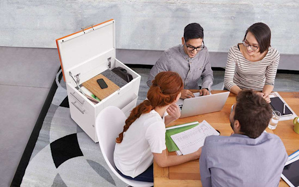 Make a portable filing system work for you during the office work day.