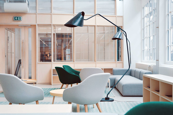 Office-design-employee-wellbeing-open-area-unplug