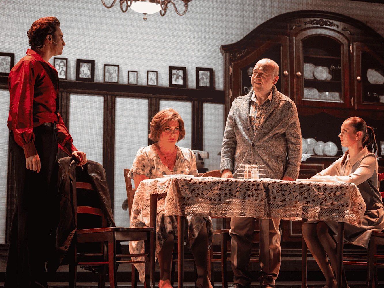 SATURDAY NIGHT FEVER: What to expect - 6