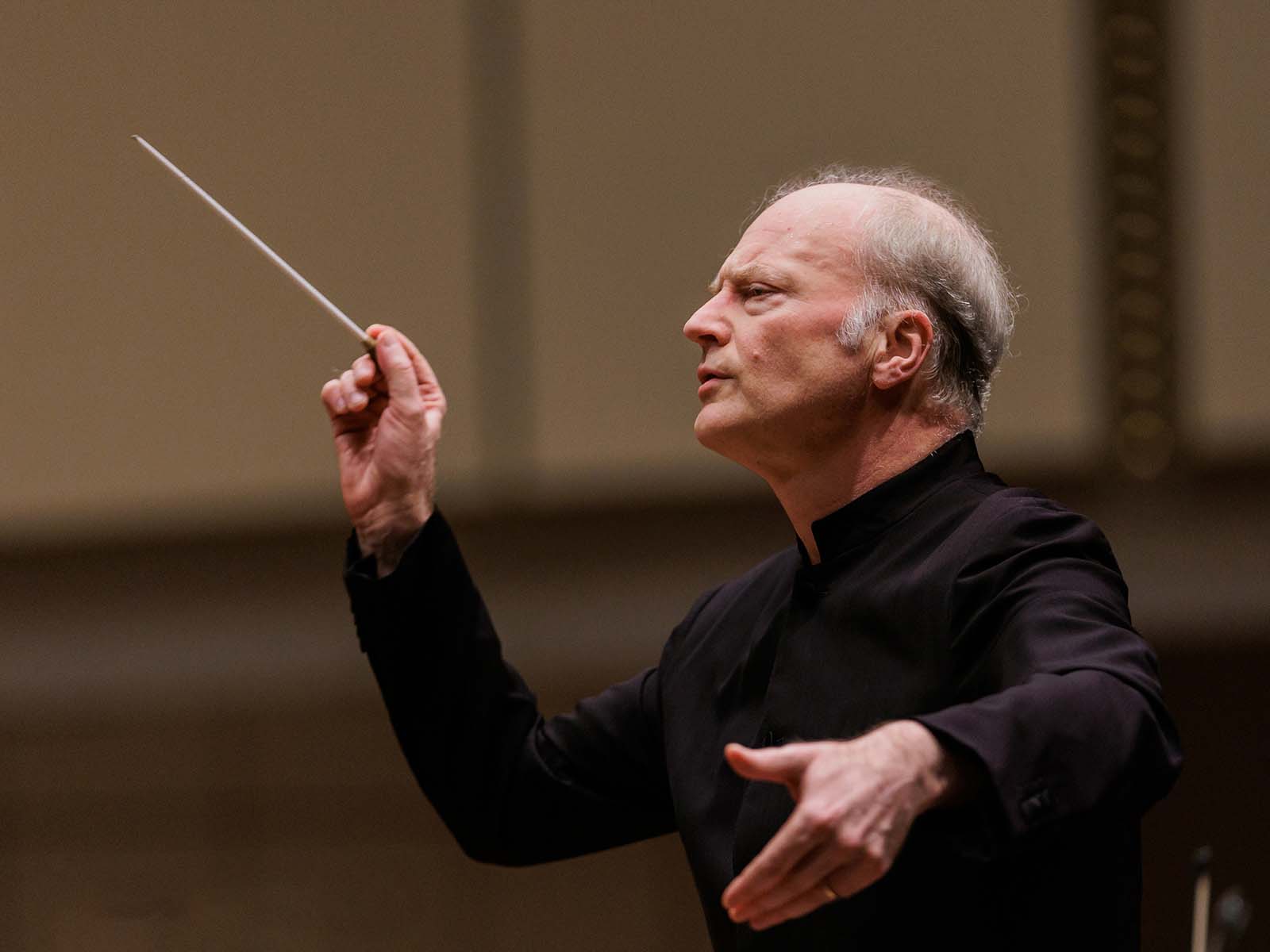 Season Opening Gala Concert: Noseda conducts Carlos Simon & Pictures at an Exhibition: What to expect - 1