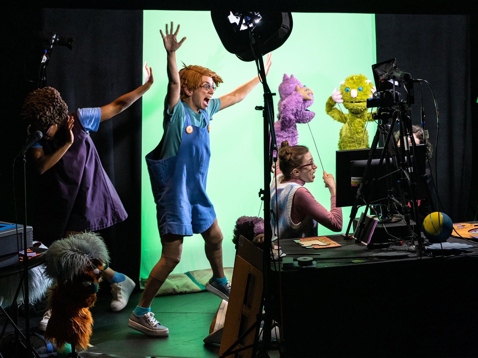 Leonardo! A Wonderful Show About a Terrible Monster: What to expect - 3