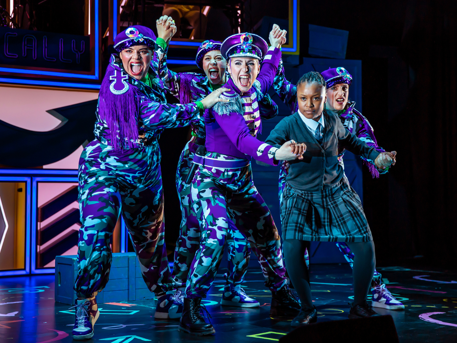 Fantastically Great Women Who Changed The World: What to expect - 4