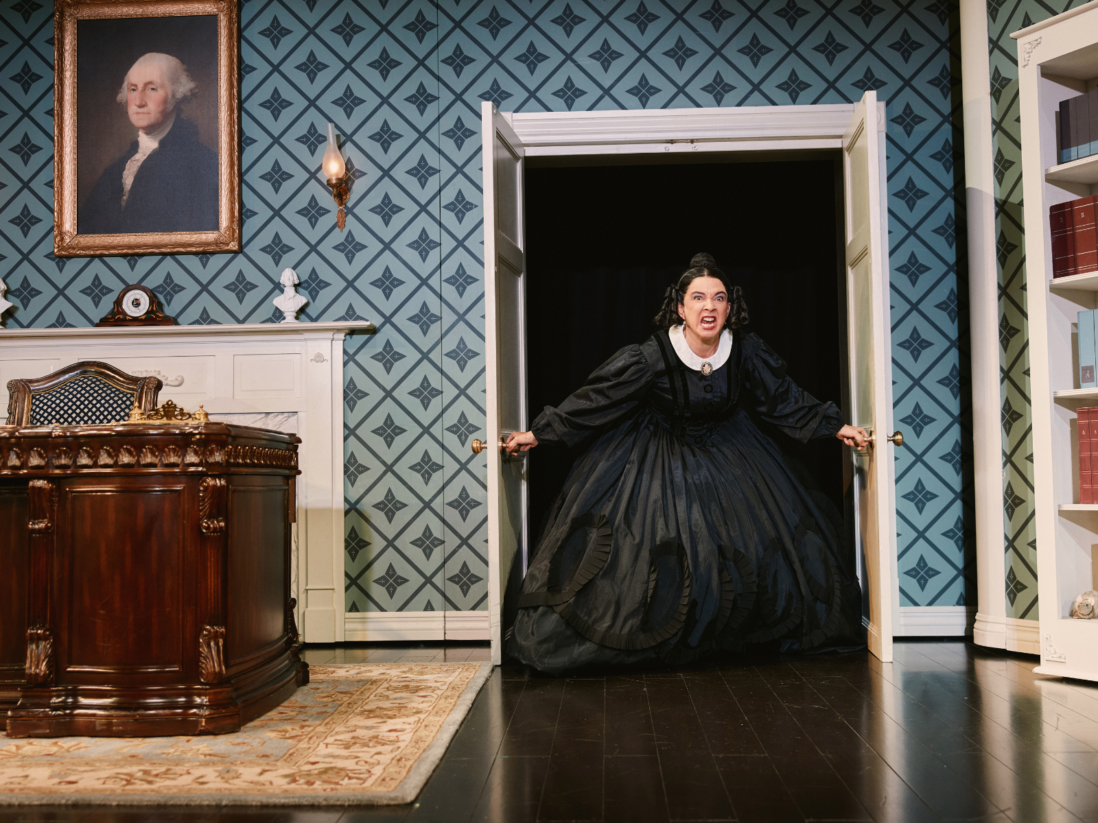 Oh, Mary!: What to expect - 3