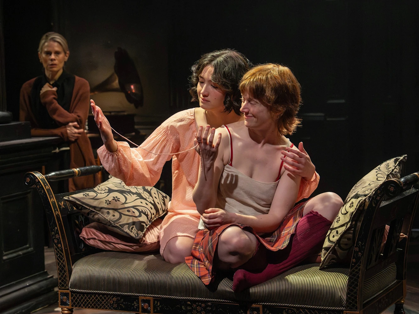 Antigone (This Play I Read in High School): What to expect - 3