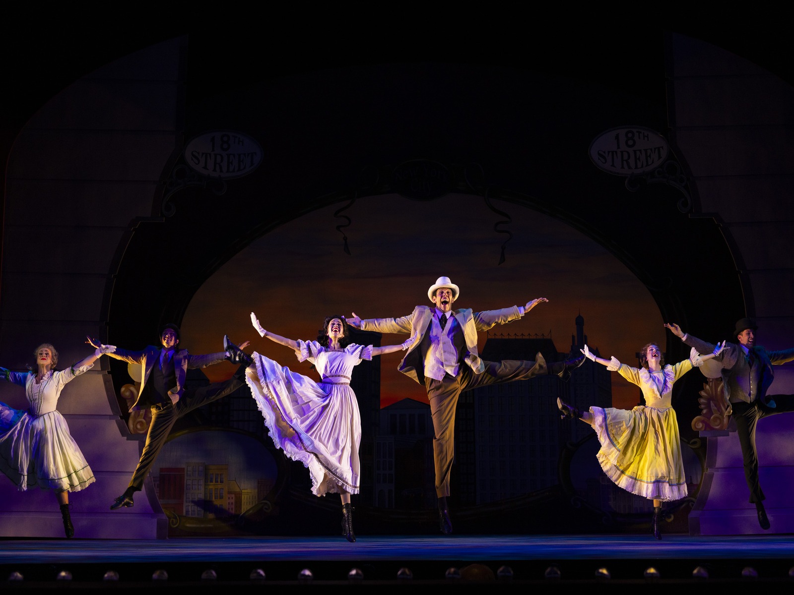Hello, Dolly!: What to expect - 3