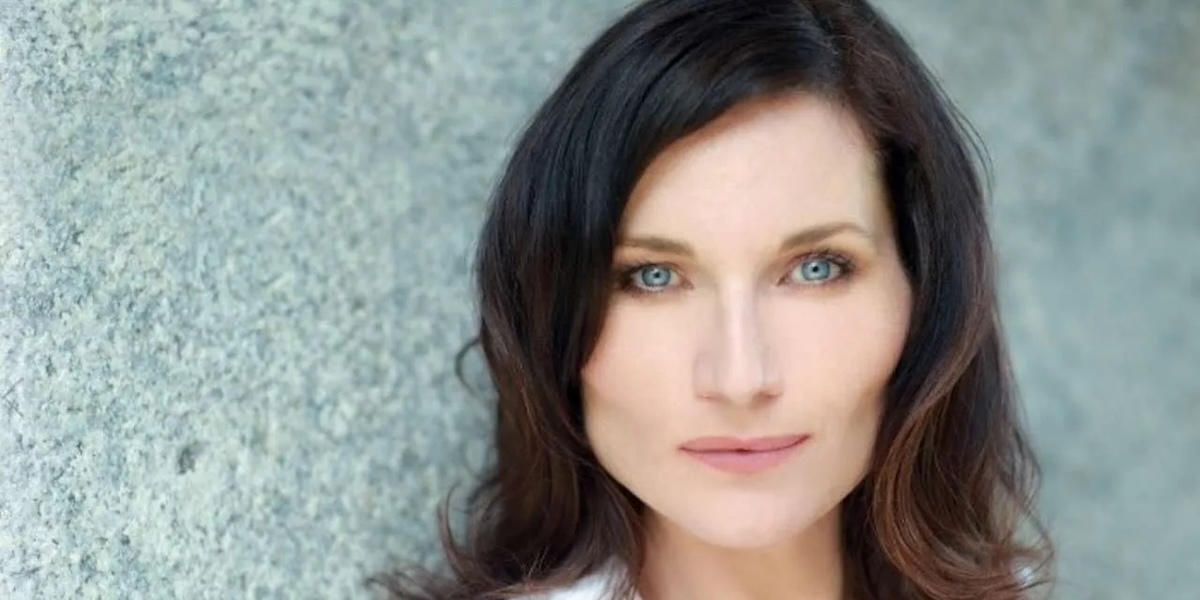 Kate Fleetwood - LT - 1200