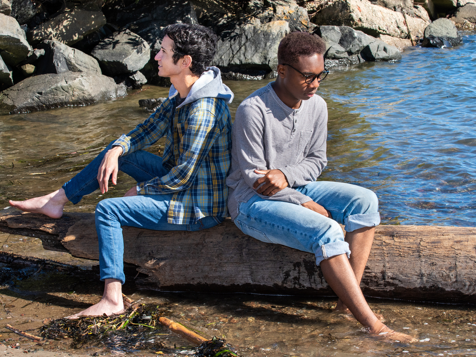 A Picture of Two Boys: What to expect - 1