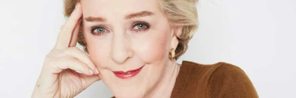 Patricia Hodge