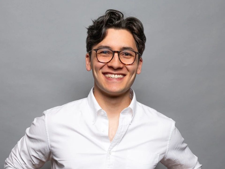 Noah Szto - Med School at Comedy Theatre Melbourne: What to expect - 1