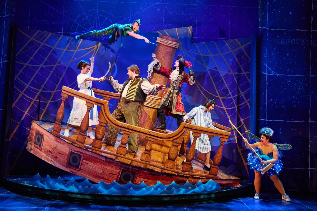 Peter Pan Goes Wrong on Broadway: What to expect - 1