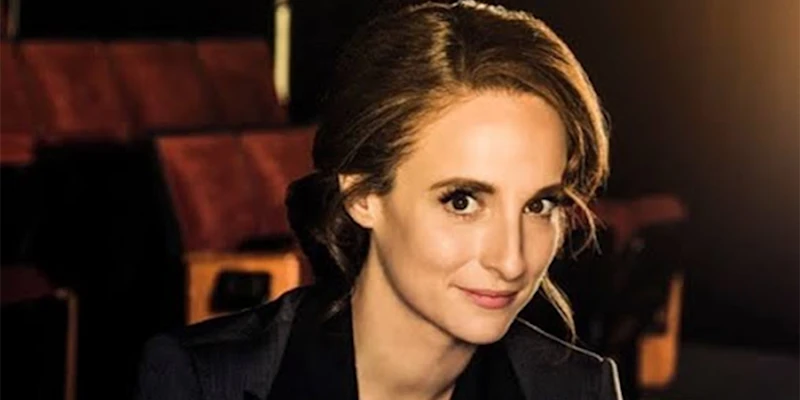 Tracee Chimo (actor, Fallen Angels)