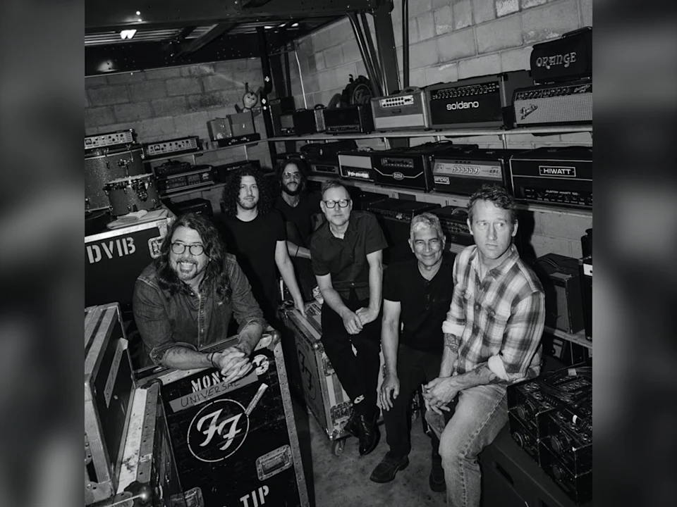 Celebrating Gustavo at the Bowl: Foo Fighters with the LA Phil and YOLA: What to expect - 1