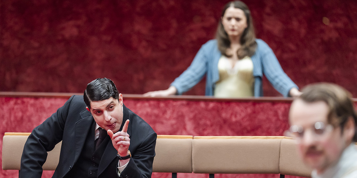 Broken Glass' review — striking revival of Arthur Miller's 1994
